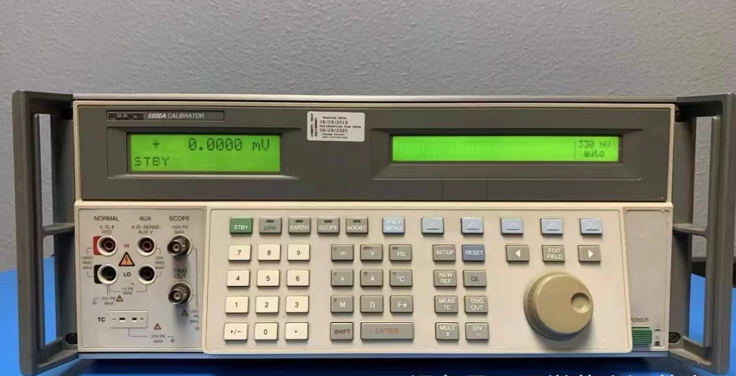 校准仪FLUKE5500A.png